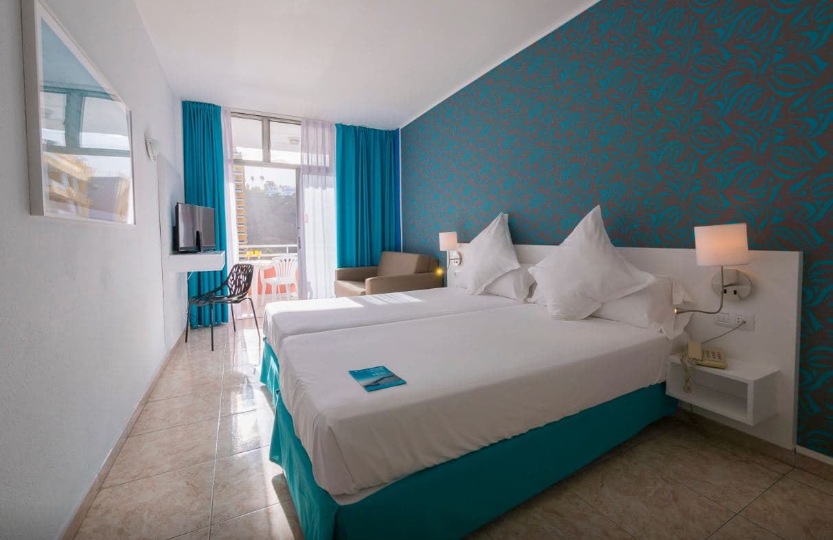 rooms-standard-room