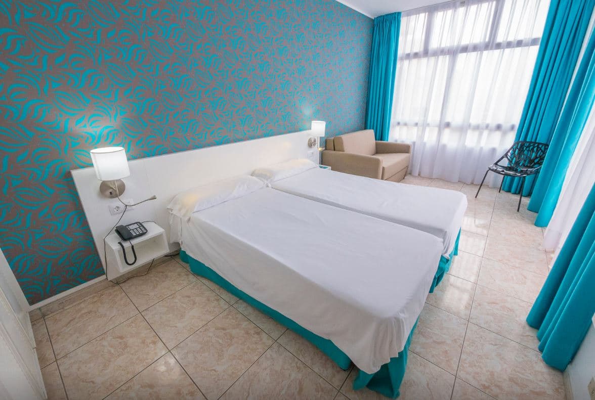 rooms-premium-room