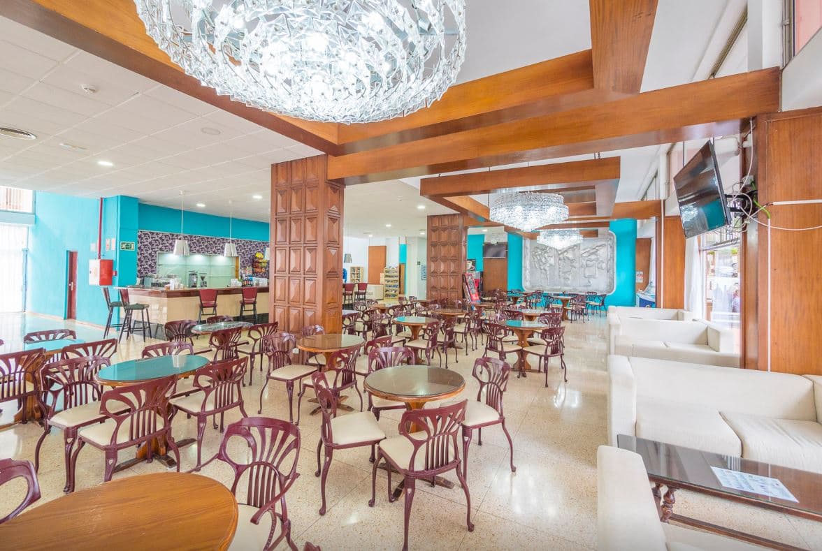 restaurants-buffet-restaurant