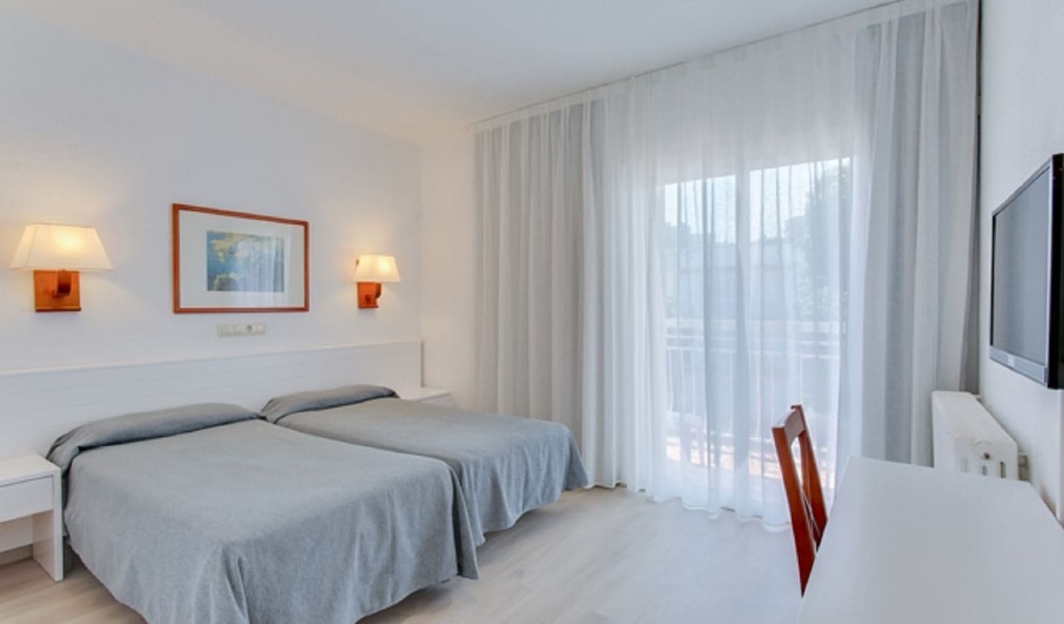 rooms-standard-room