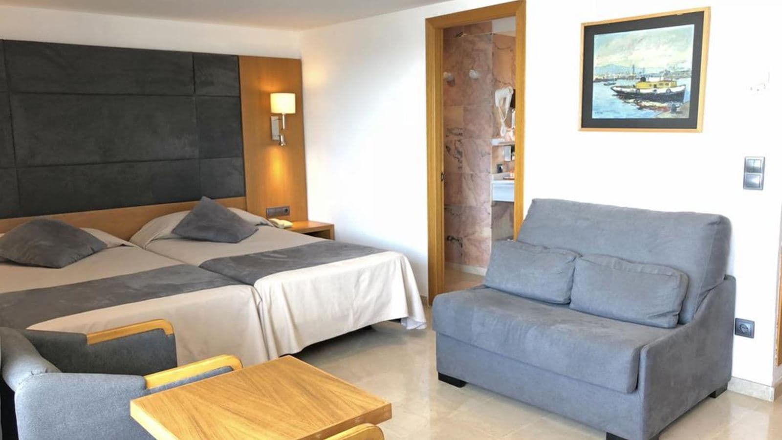 rooms-double-or-twin-side-sea-view