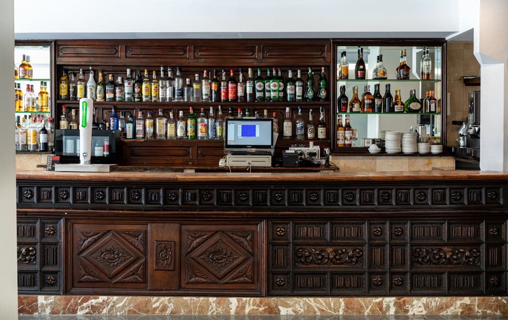 bars-
