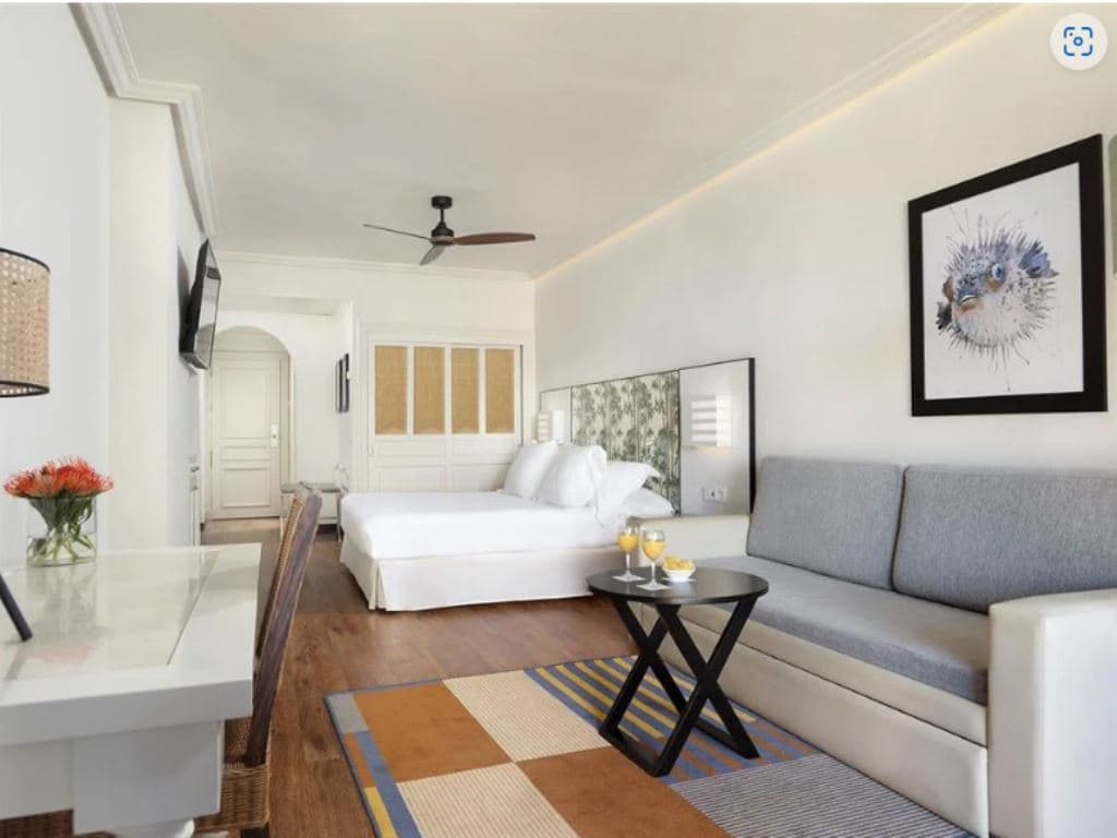 rooms-family-room