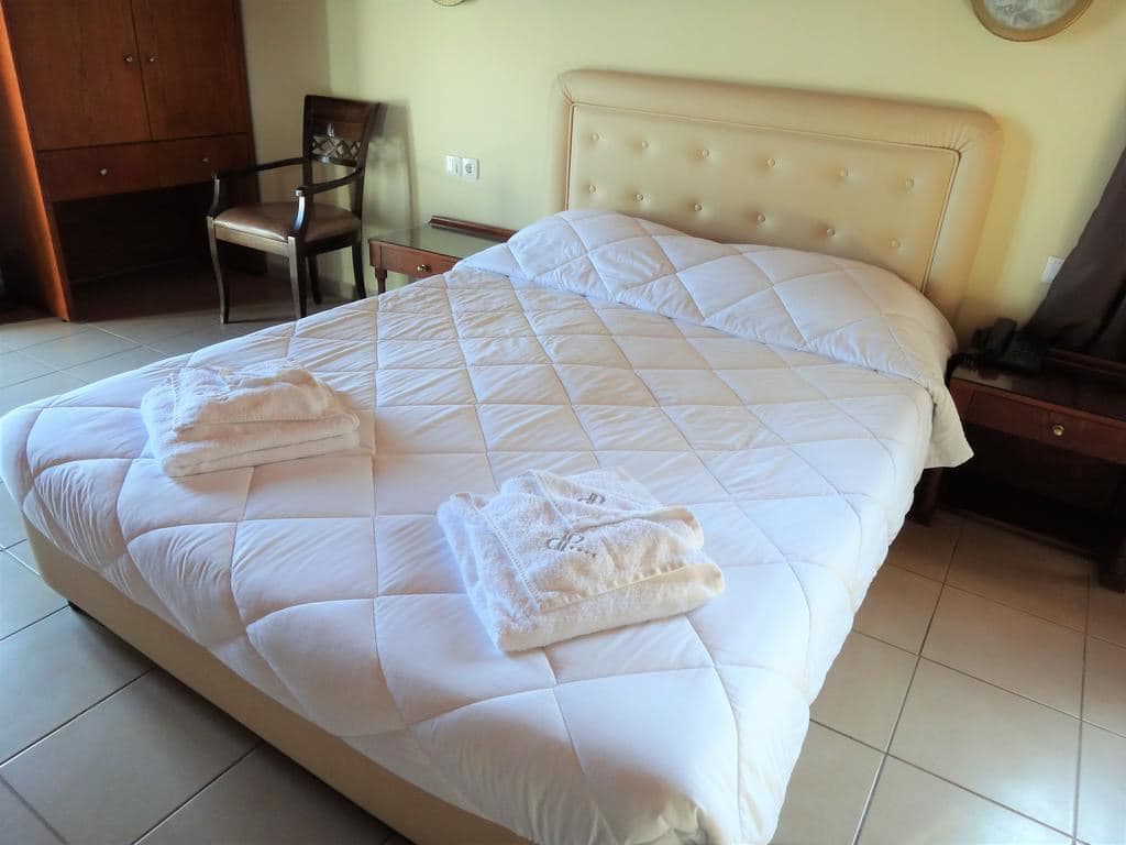 rooms-double-room