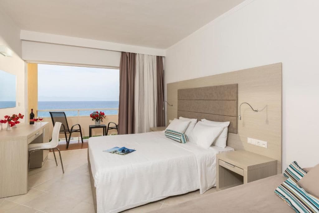 rooms-double-room-land-view-with-balcony