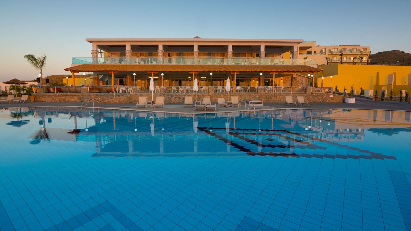pools-outdoor-pool