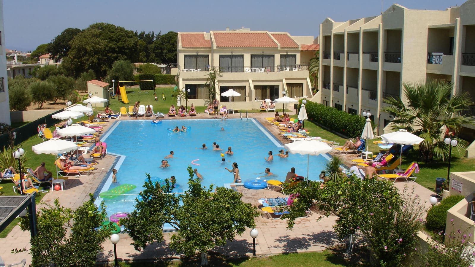 pools-outdoor-pool