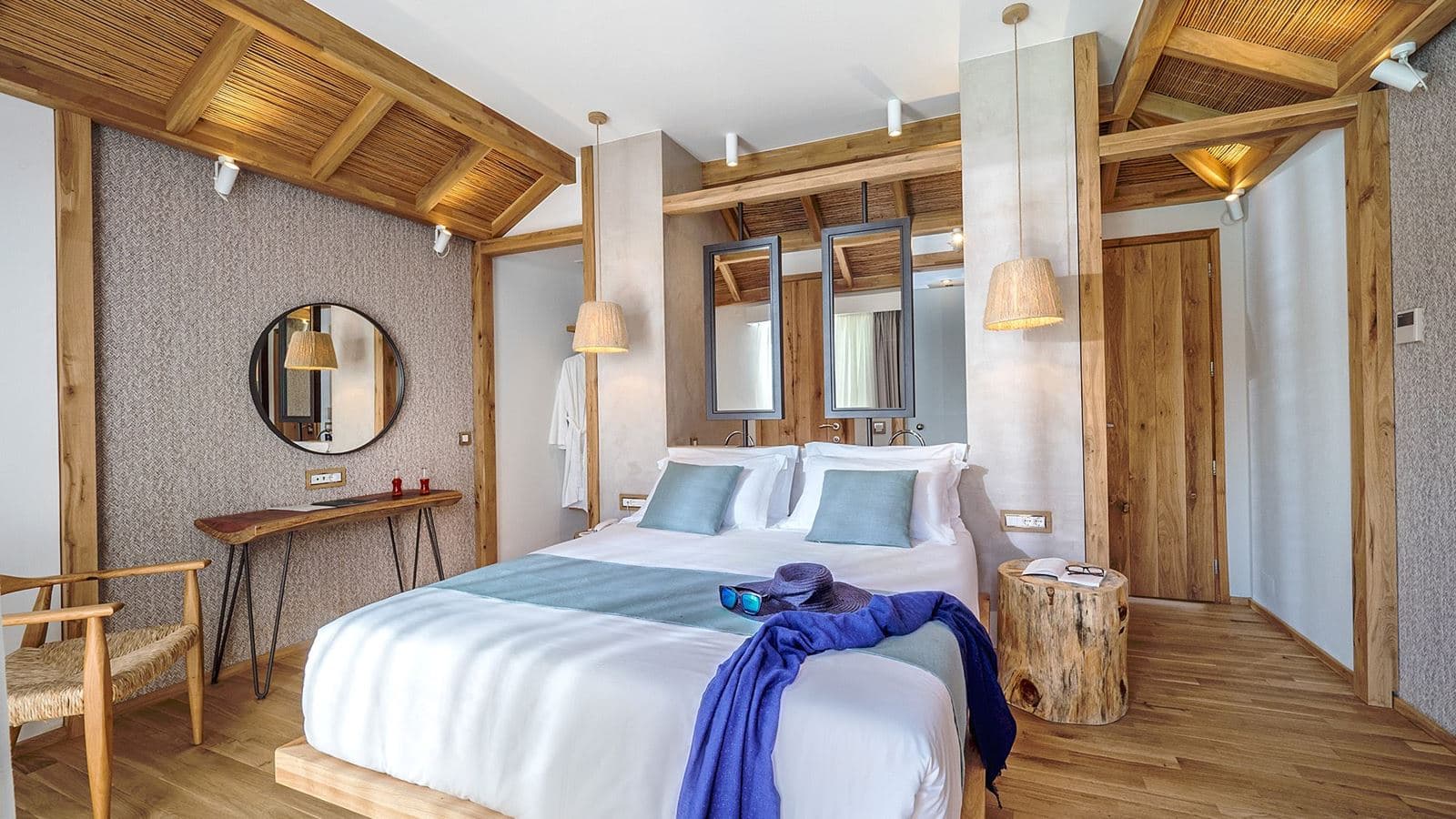 rooms-over-water-bungalow