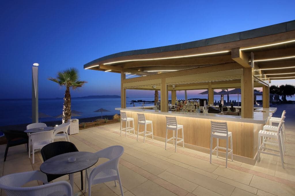bars-pool-bar--ikaros