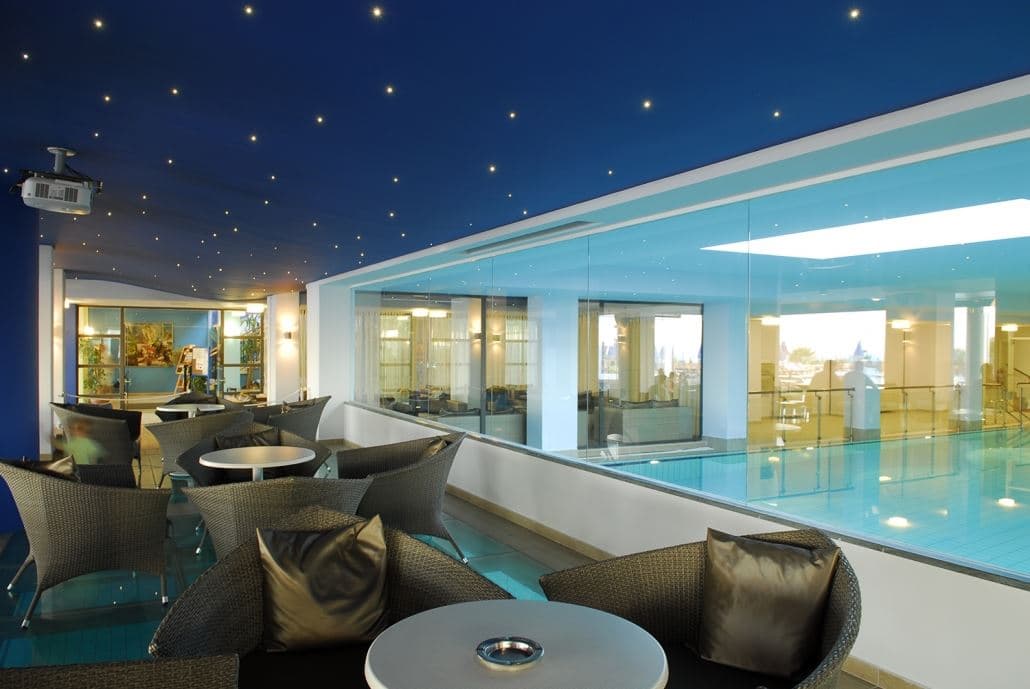 bars-pool-bar-blue