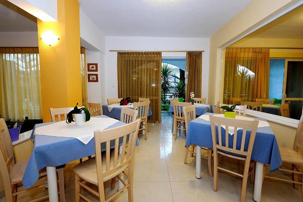 restaurants-main-restaurant
