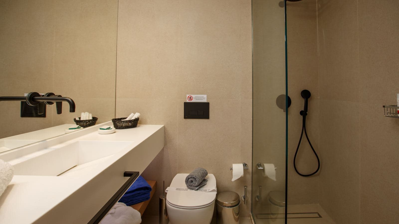 rooms-double-room