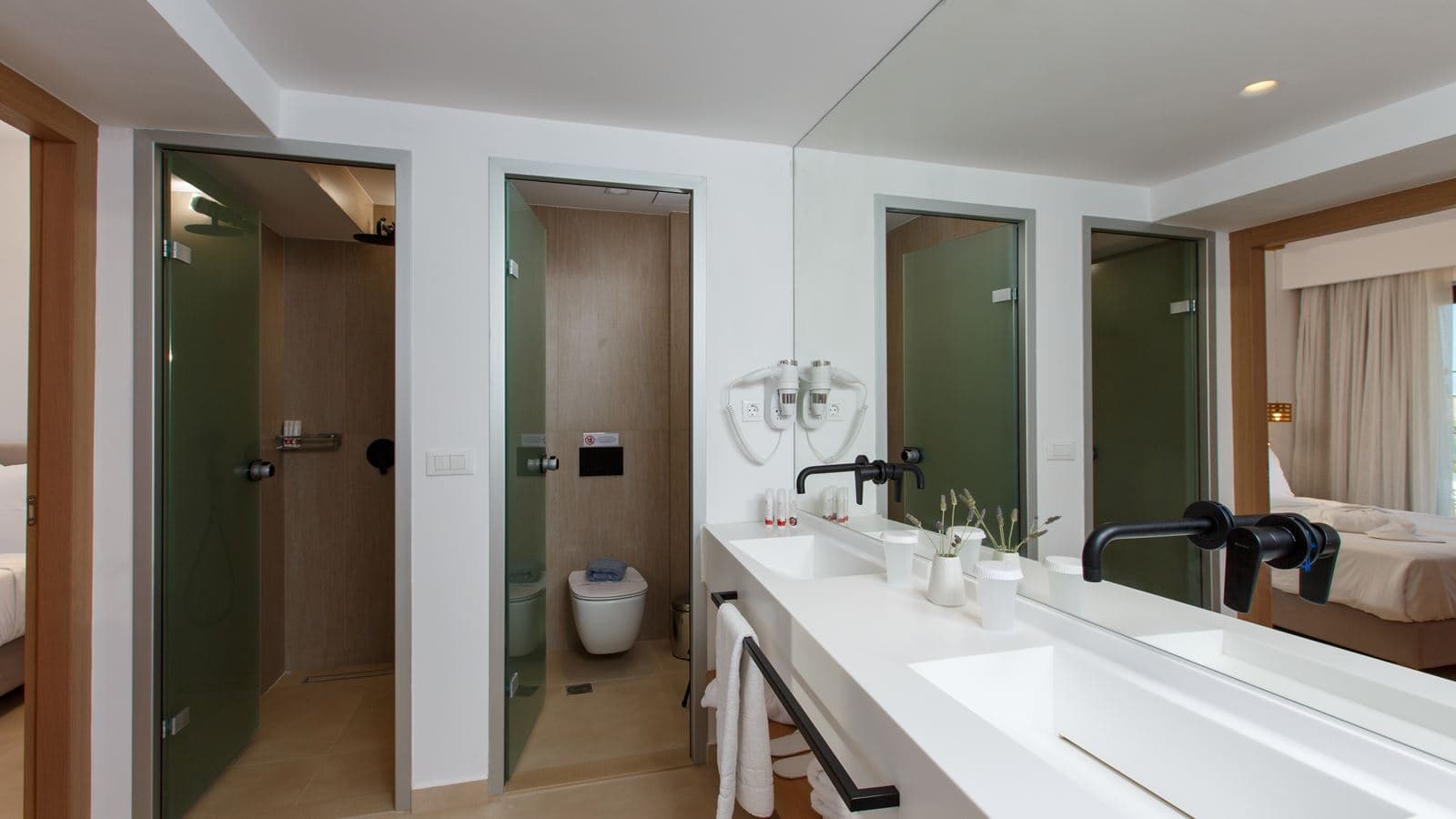 rooms-comfort-room