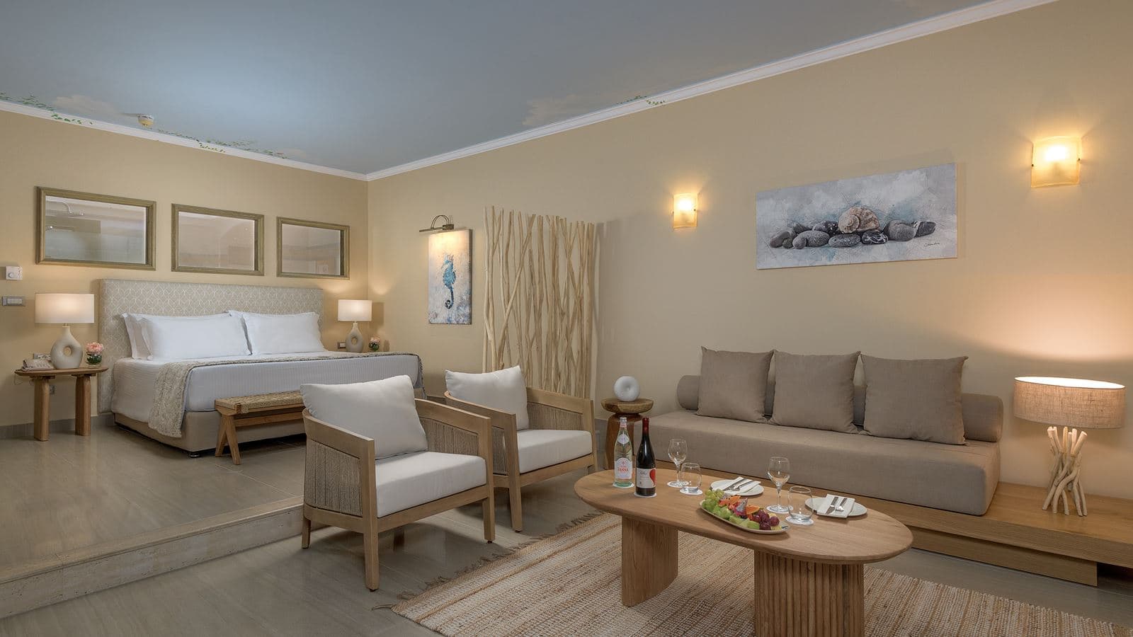 rooms-platinum-beach-junior-suite-sv-with-pool--signature-collection
