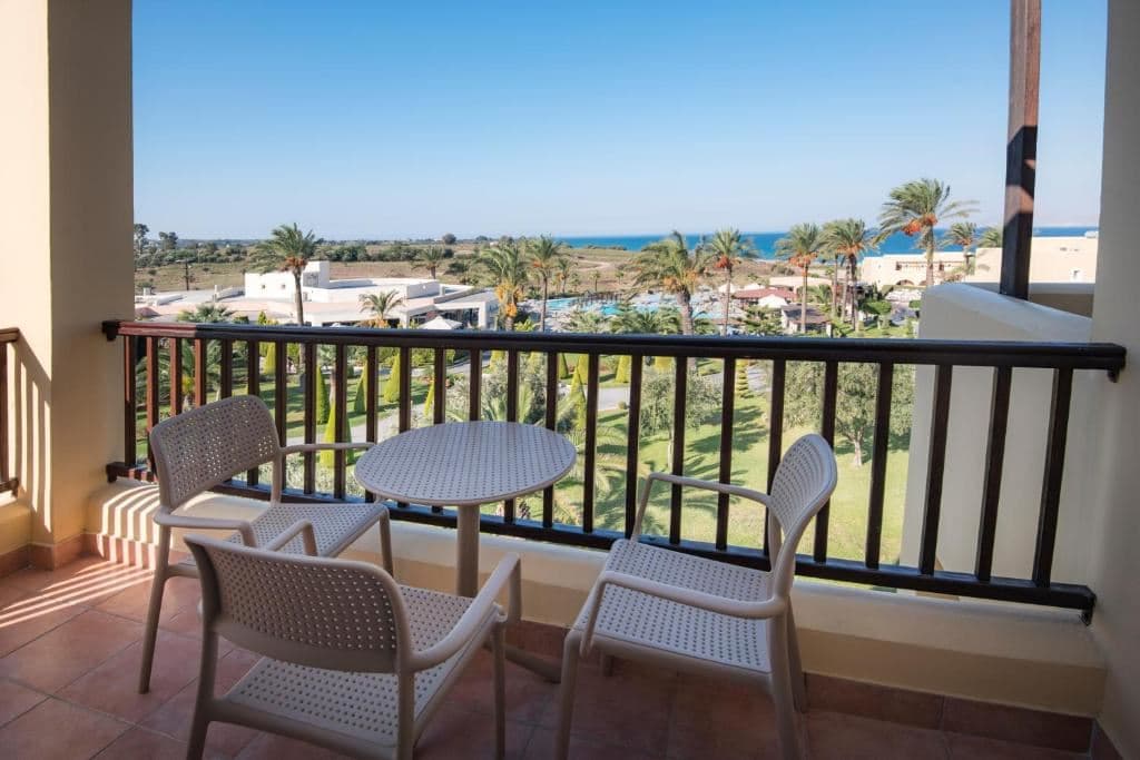 rooms-standard-room-side-sea-view-balcony-or-terrace