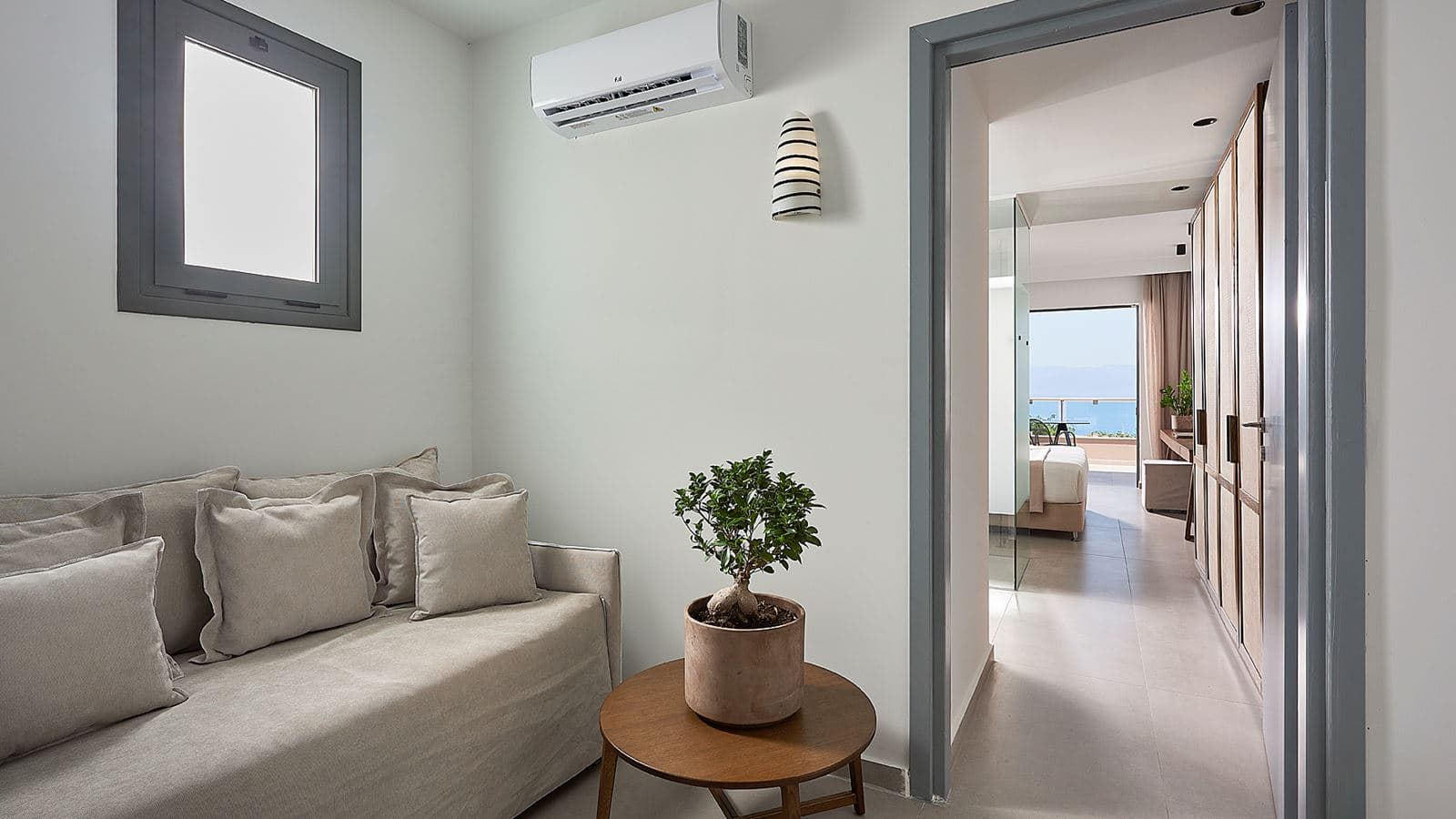 rooms-junior-suite-seafront