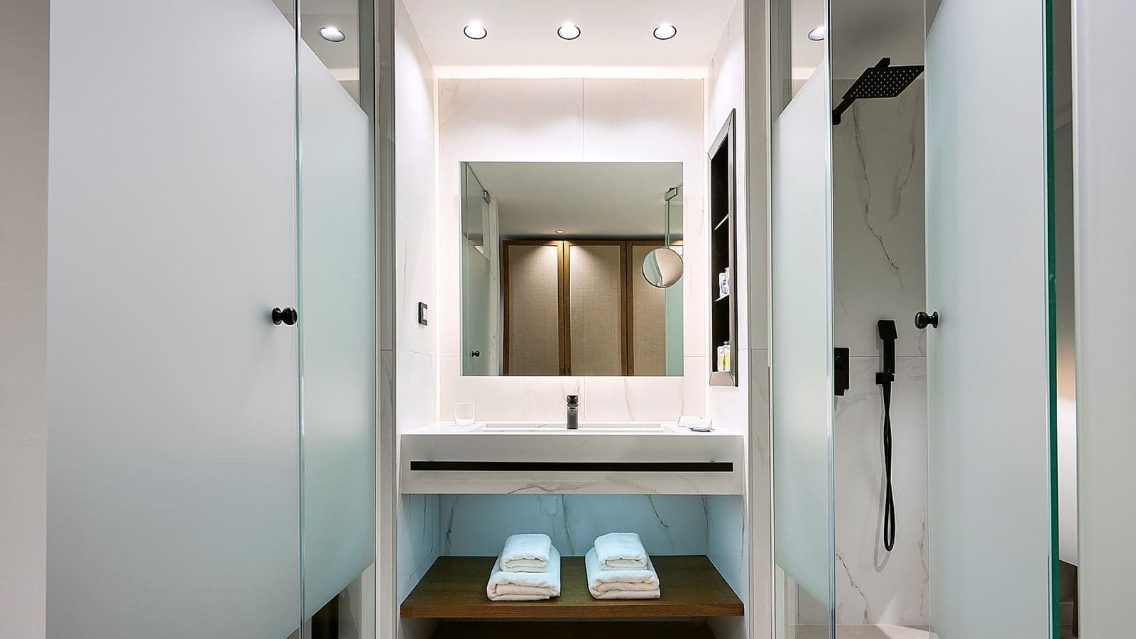 rooms-junior-suite-seafront