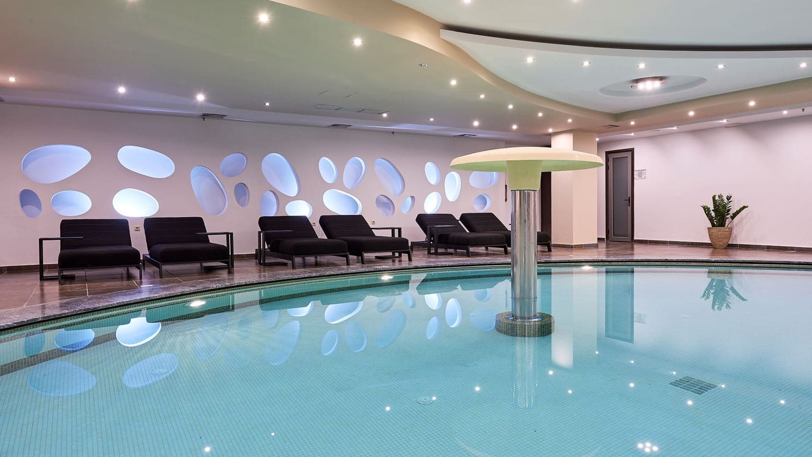 pools-indoor-pool