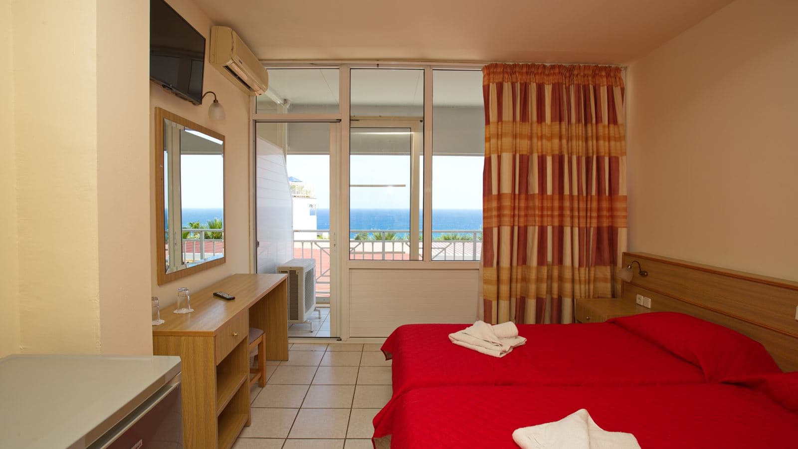 rooms-double-garden-view