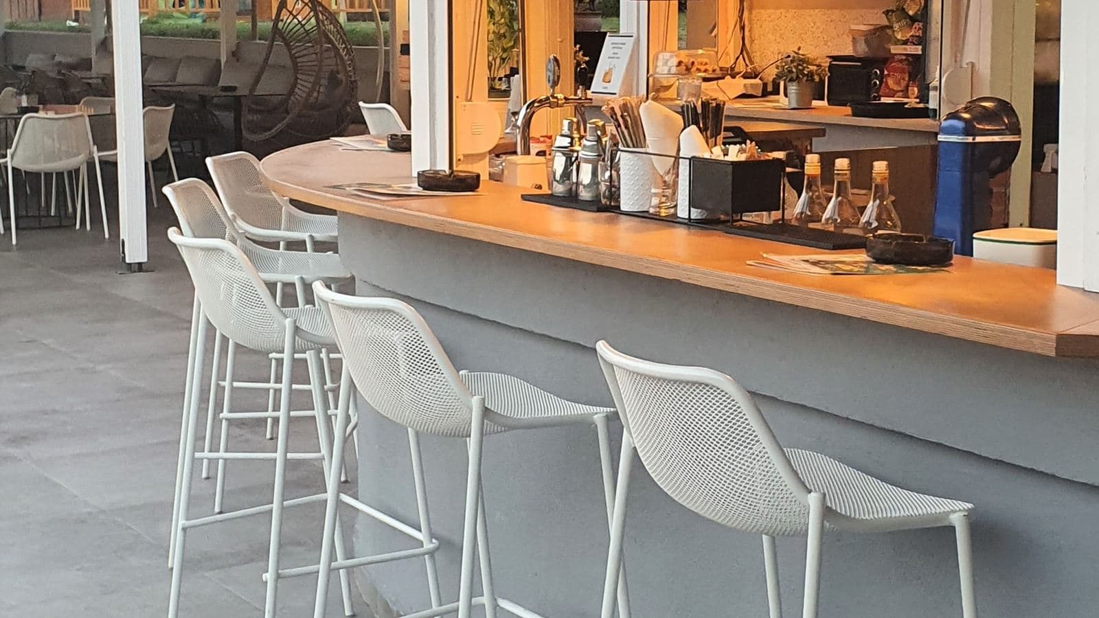bars-pool-bar