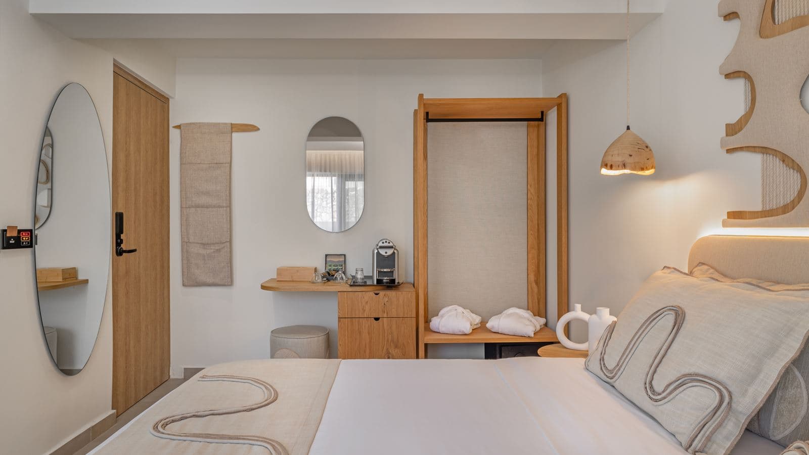 rooms-double-room-deluxe-land-view-direct-access-pool