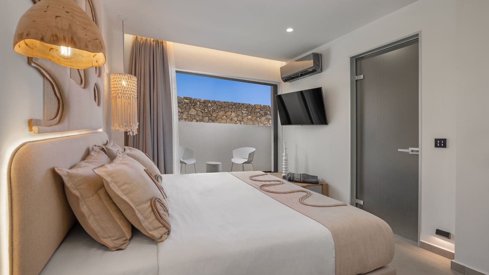 rooms-double-room-deluxe-land-view-direct-access-pool
