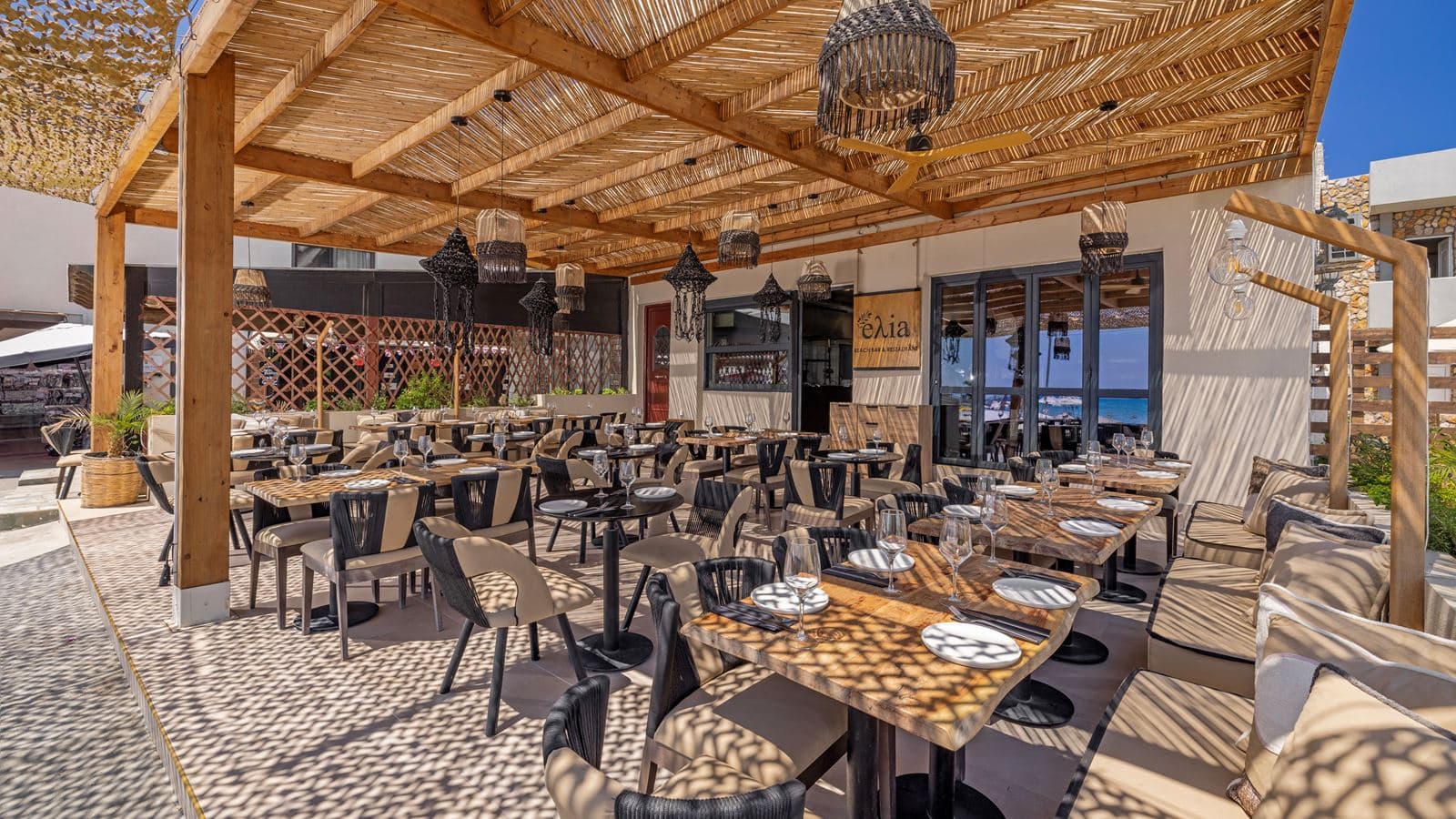 restaurants-elia-beach-restaurant