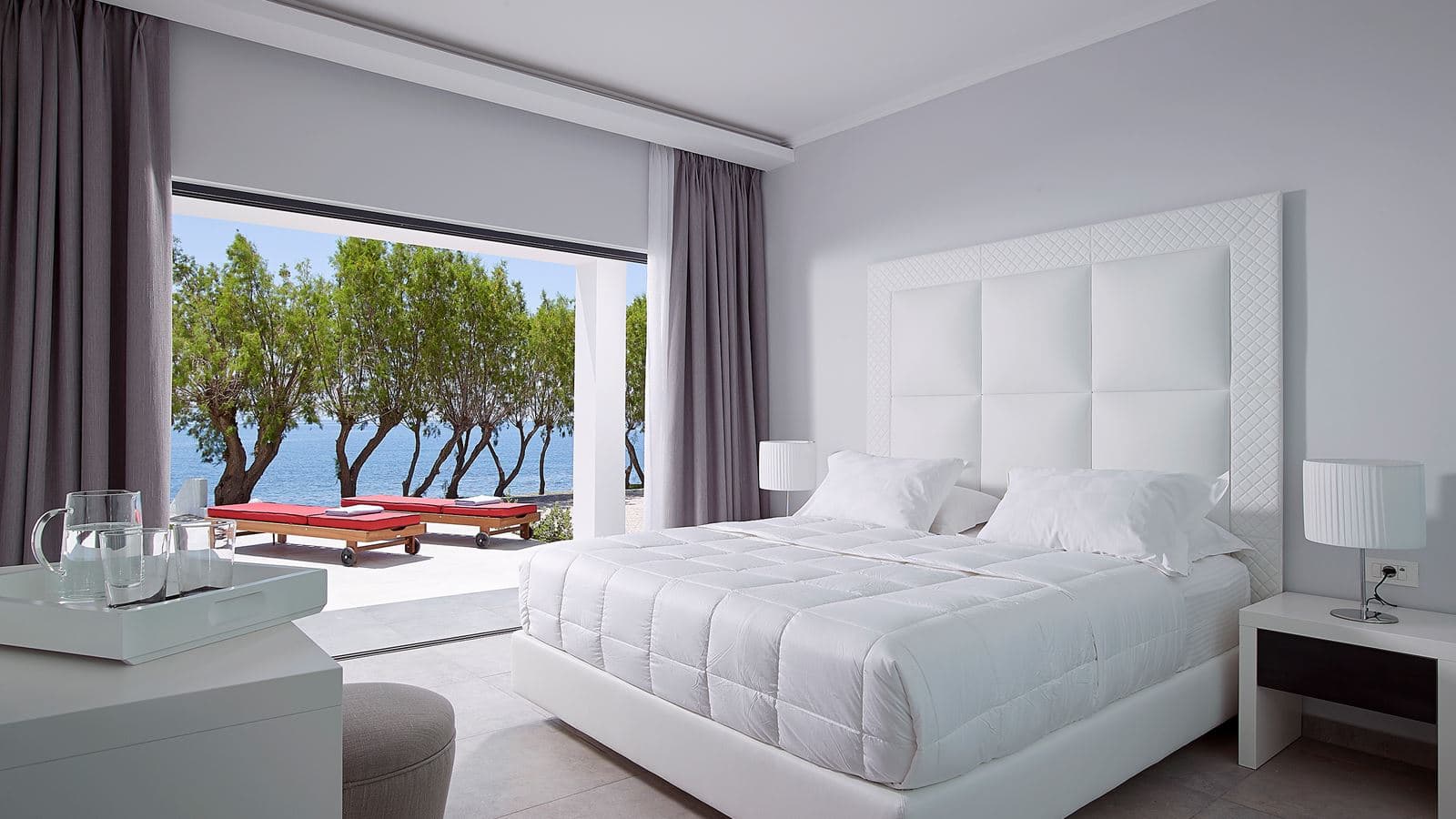 rooms-bungalow-beach-front