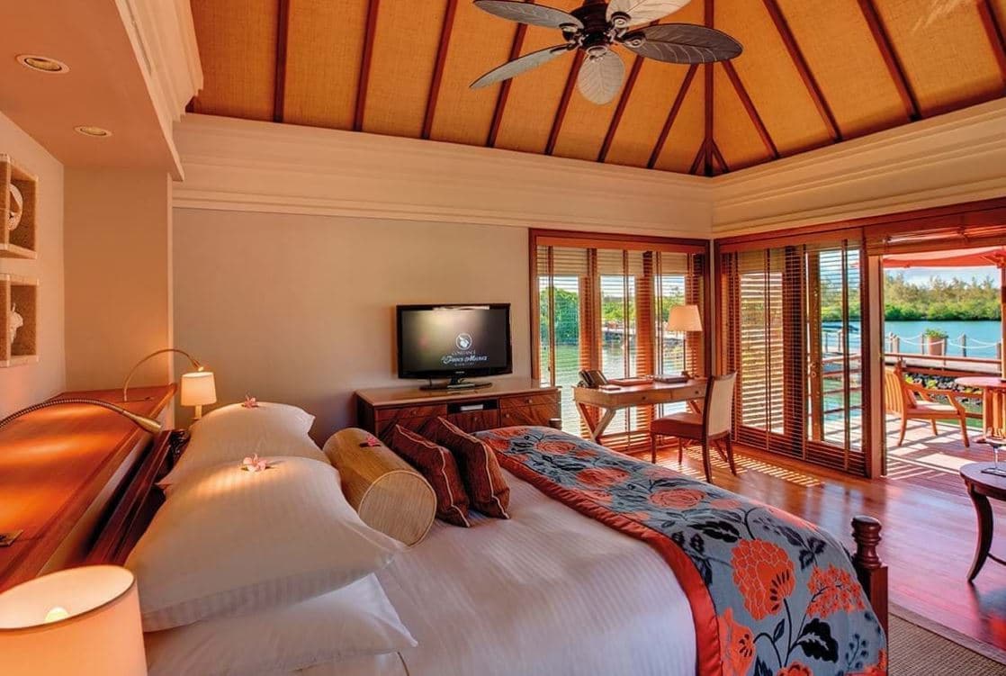 rooms-junior-suite-on-stilts