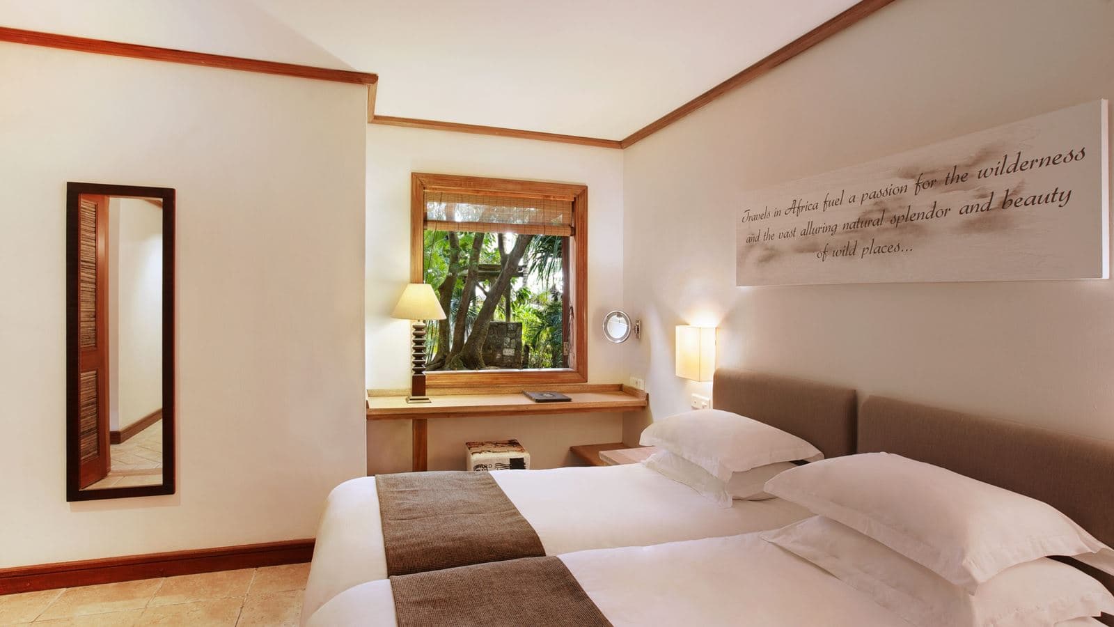 rooms-heritage-villa-beach-fron