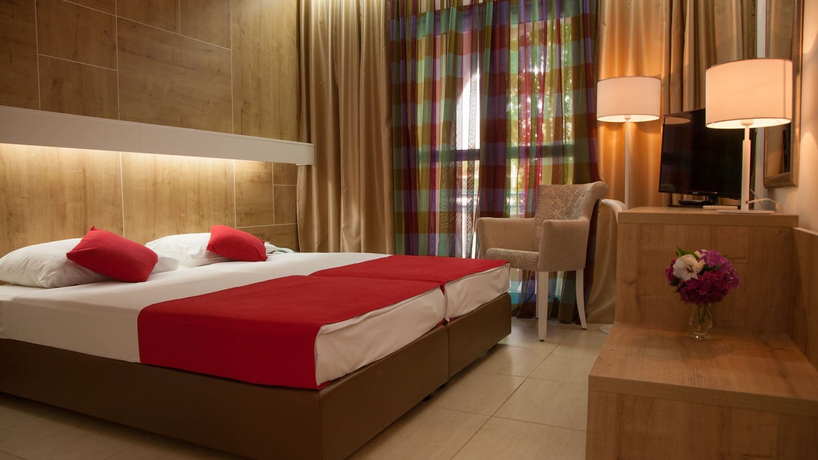 rooms-double-room-with-balcony