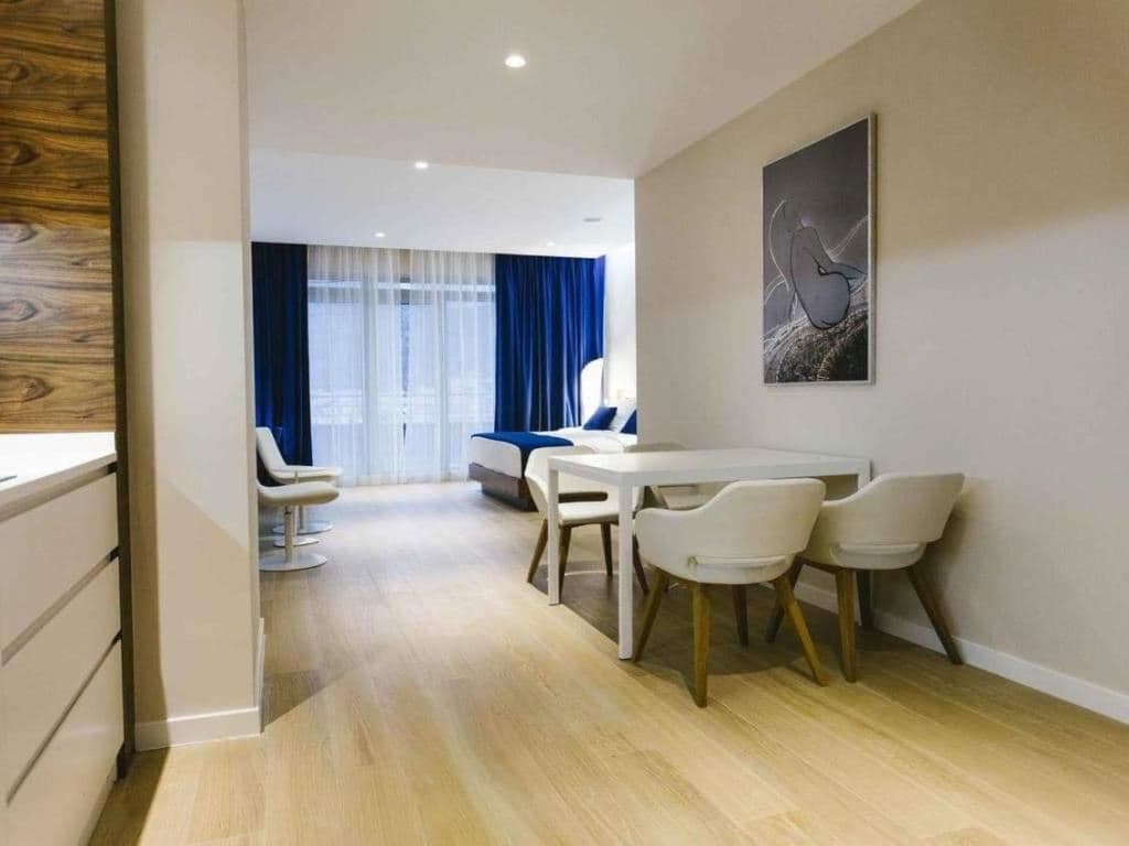 rooms-family-room