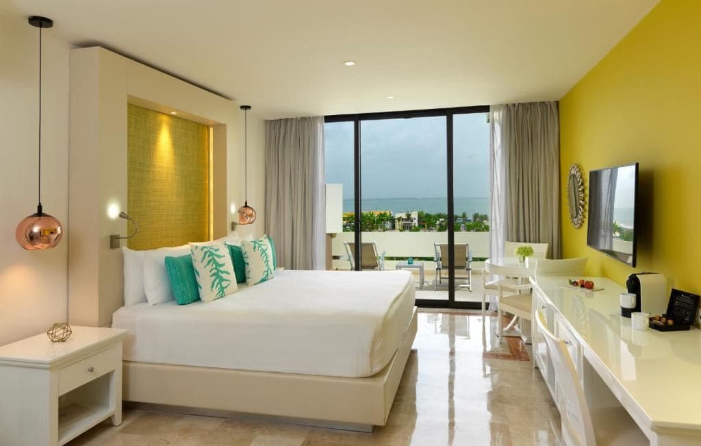 rooms-the-reserve-adults-only-suite--sunset-view
