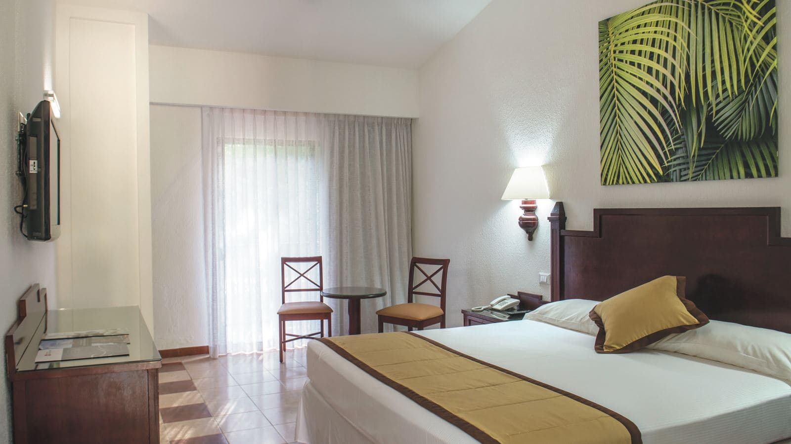 rooms-standard-room
