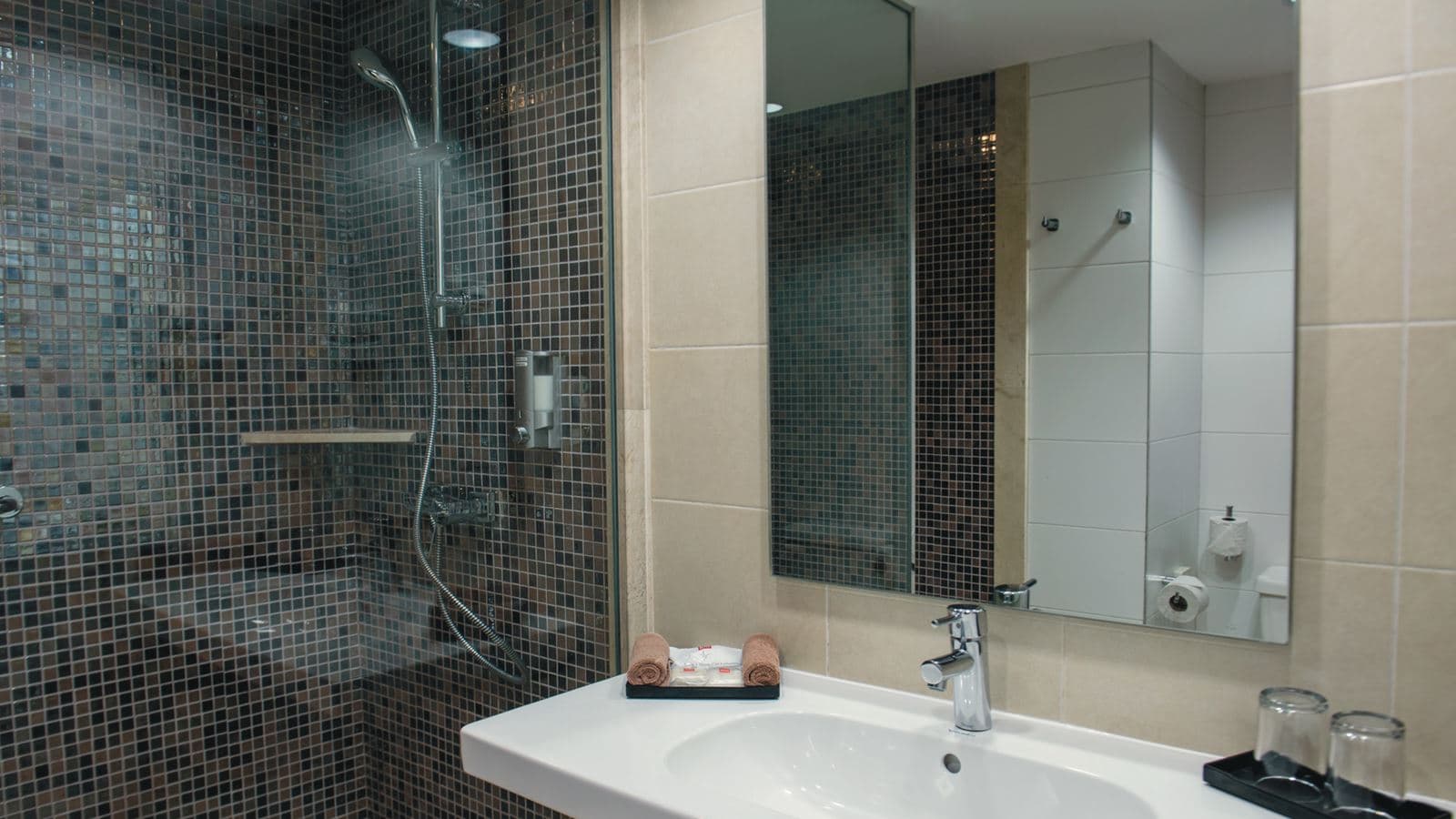 rooms-standard-room
