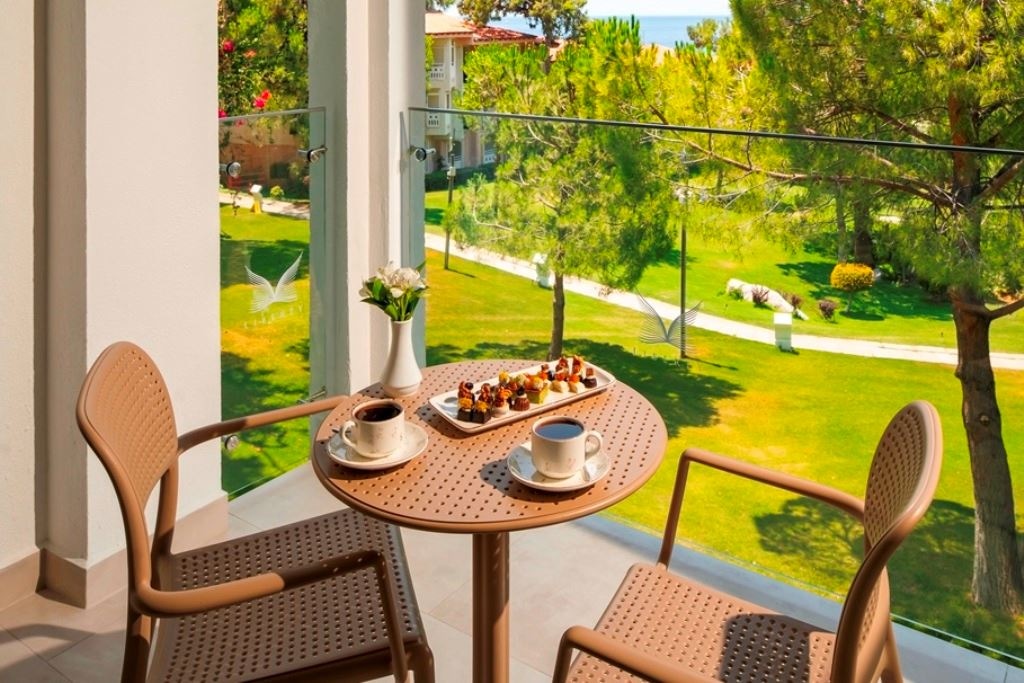 rooms-deluxe-standart-side-sea-view-type-1ad