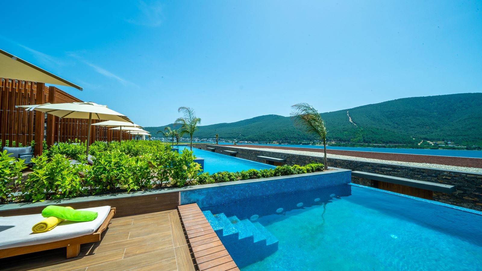 rooms-executive-villa