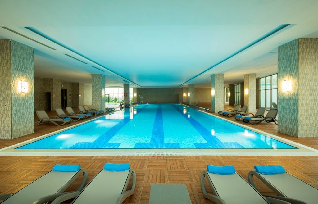pools-indoor-pool