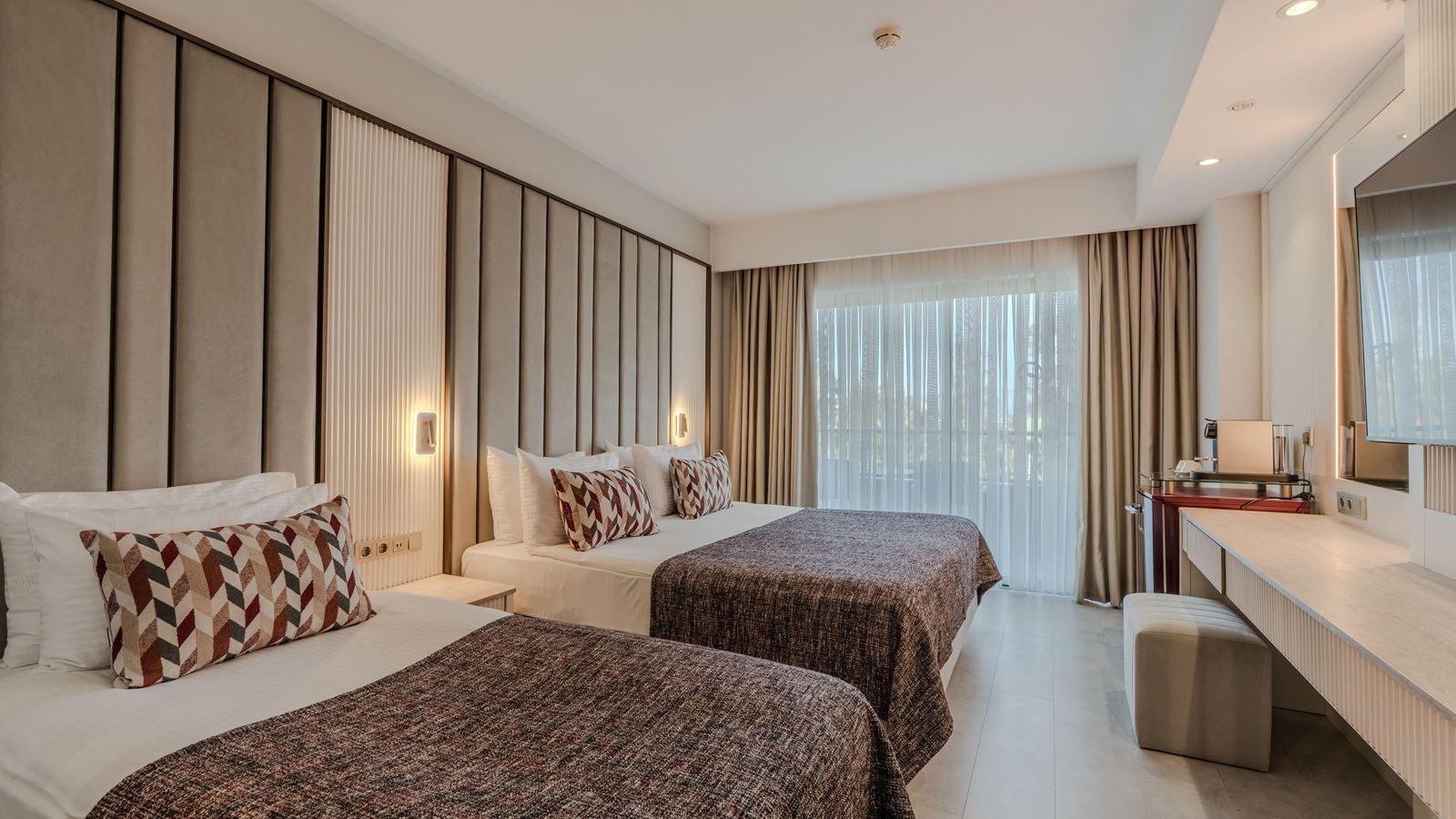 rooms-standard-room-sea-side-view