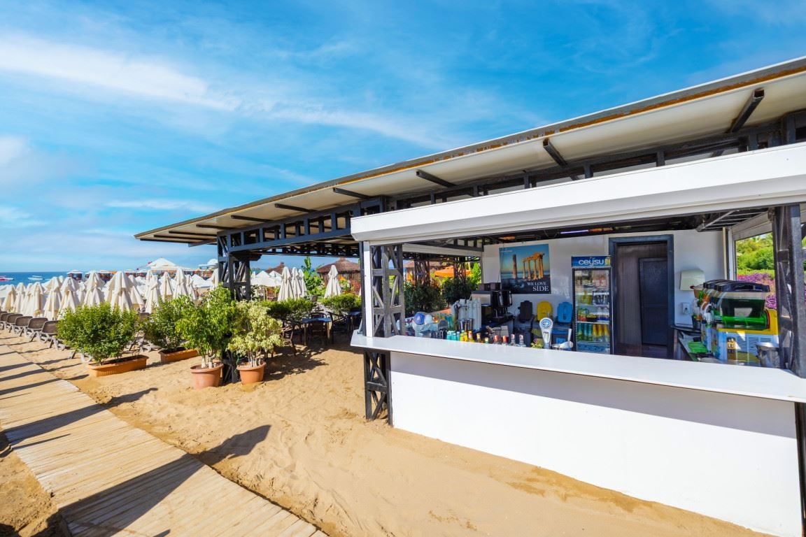 bars-polium-beach-bar