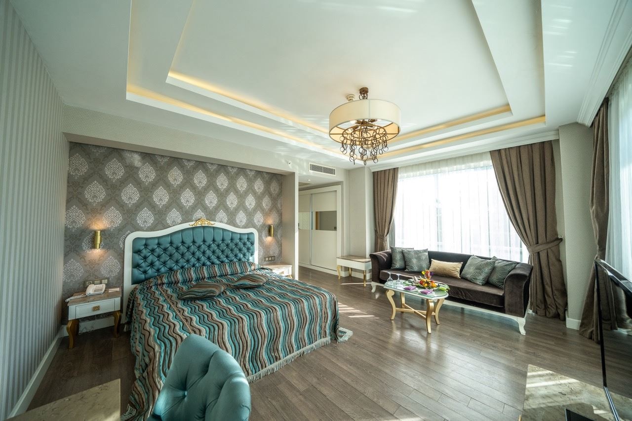 rooms-corner-deluxe-room