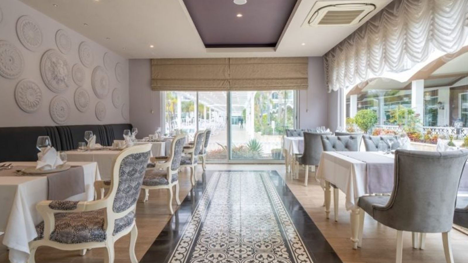 restaurants-amethyst-a-la-carte-restaurant