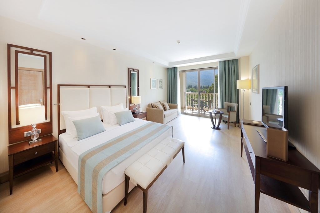 rooms-deluxe-land-view-childfriendly