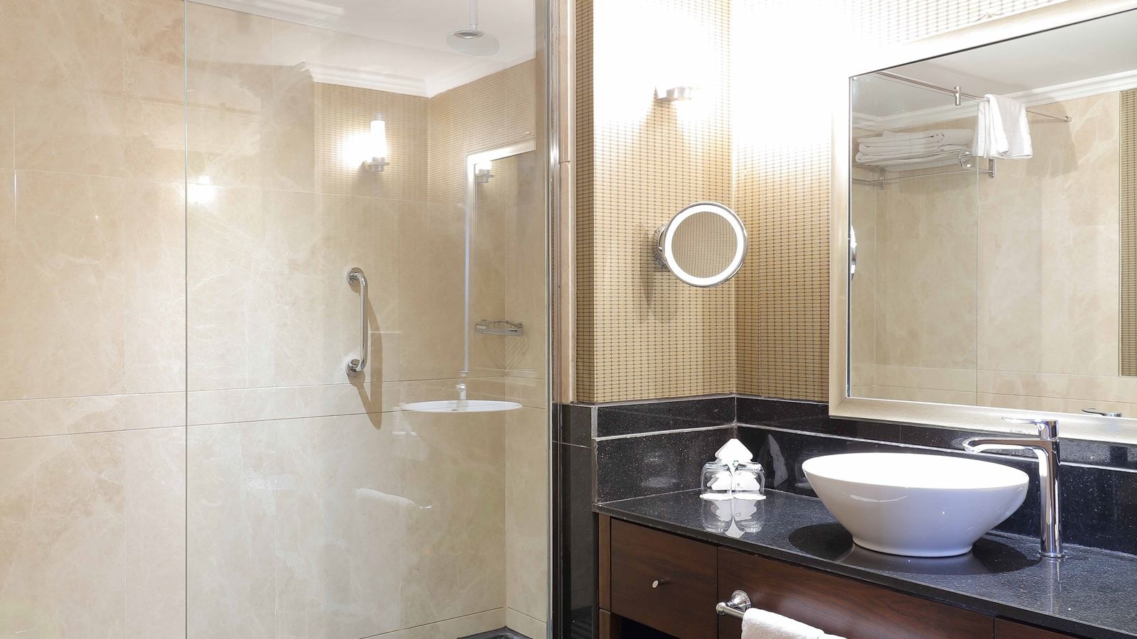 rooms-dublex-family-suite