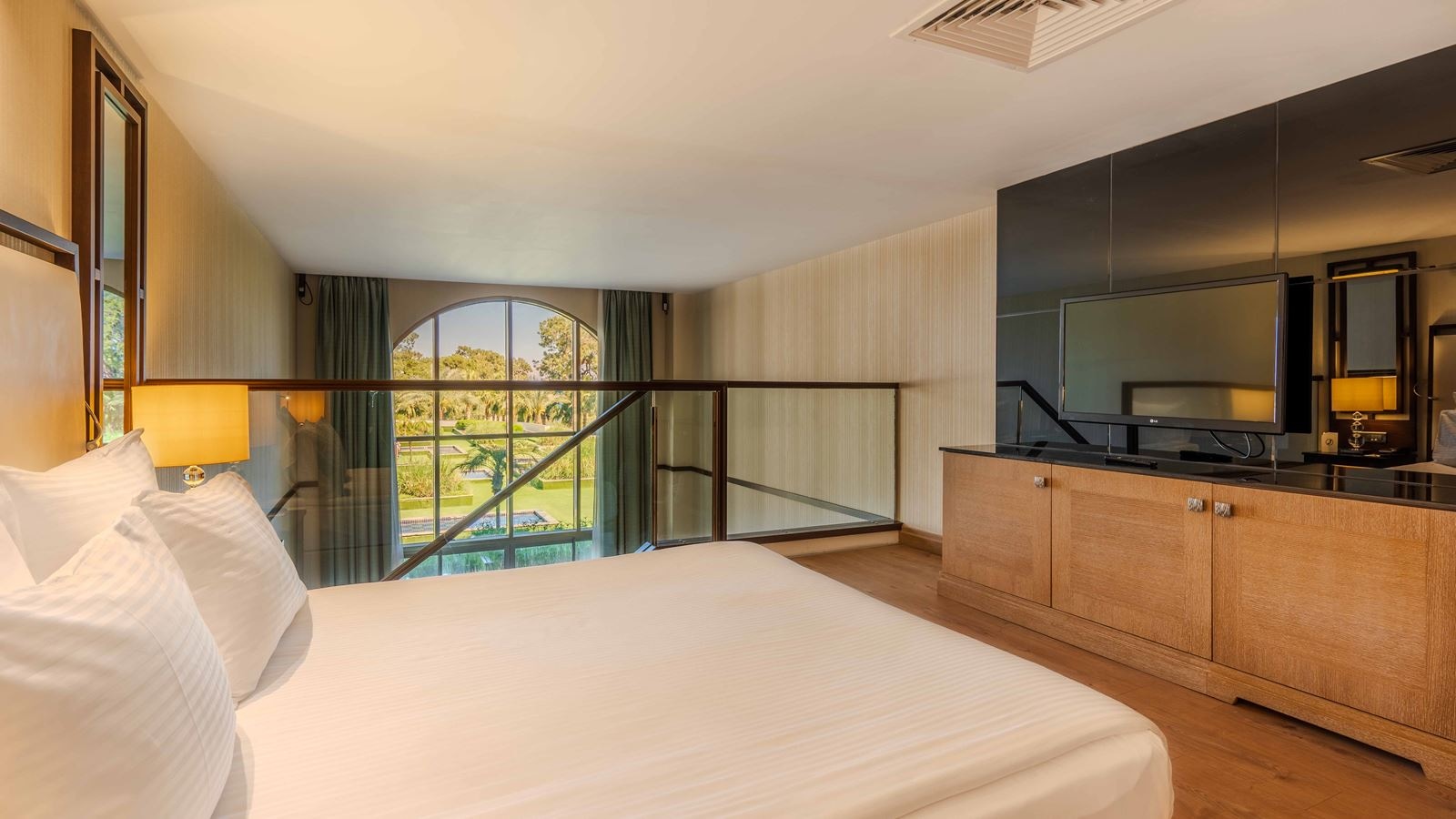 rooms-dublex-family-suite