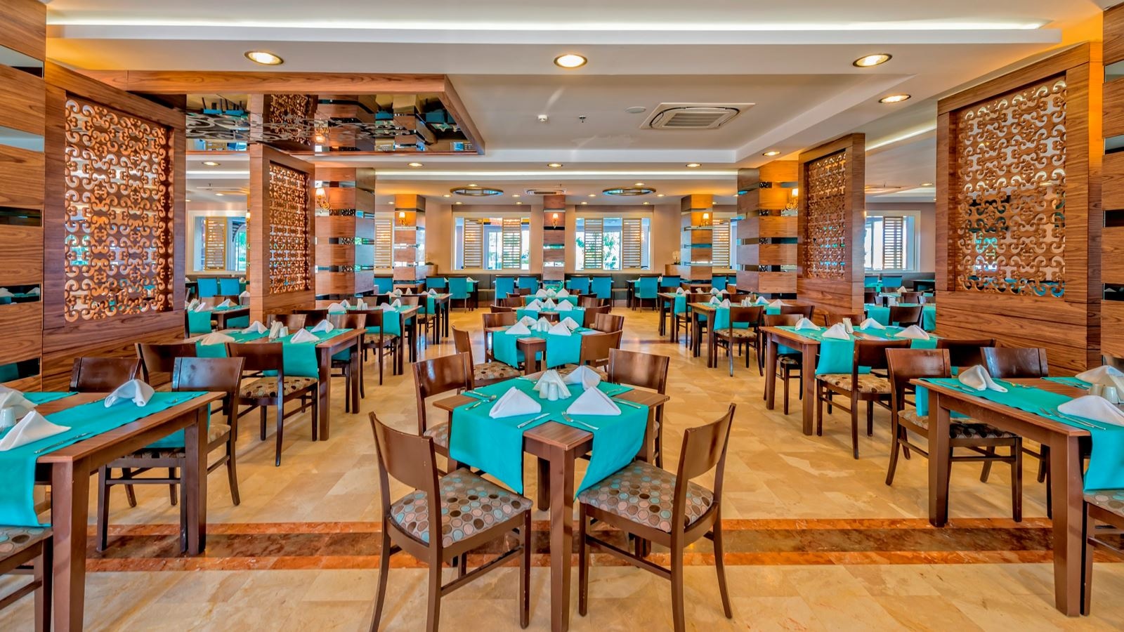 restaurants-main-restaurant