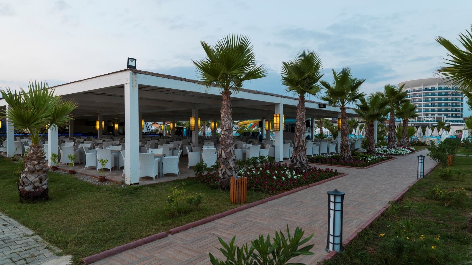 restaurants-main-restaurant