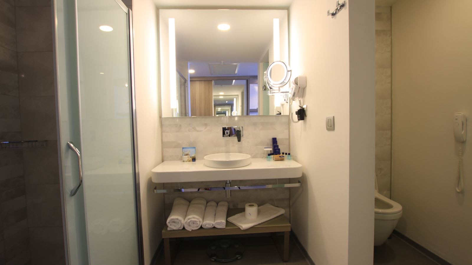 rooms-standard-side-sea-view