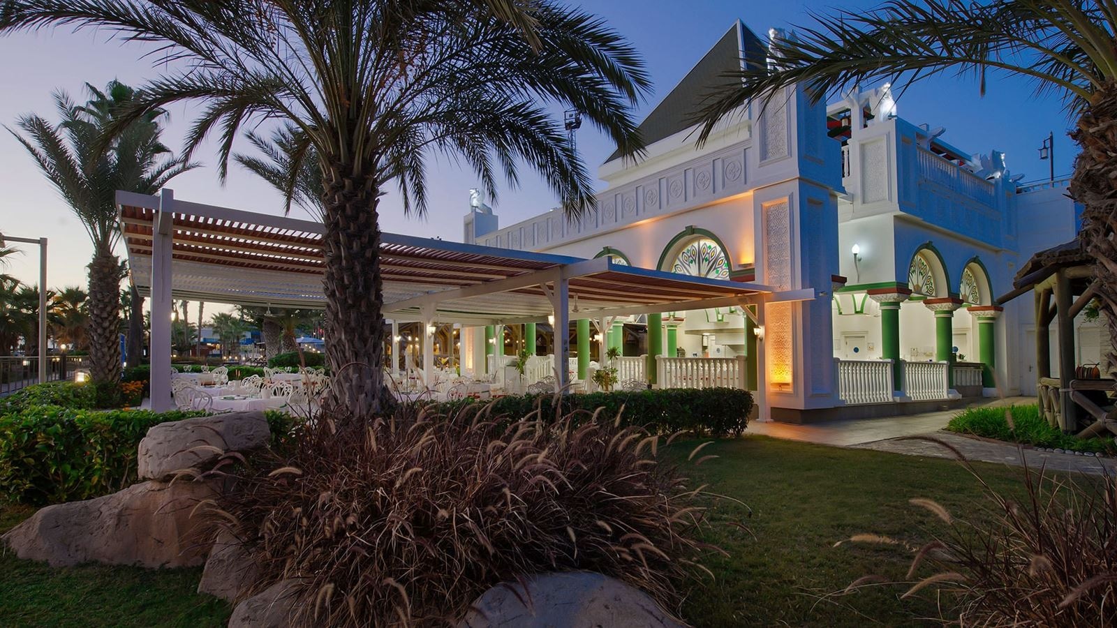 restaurants-la-perla-restaurant