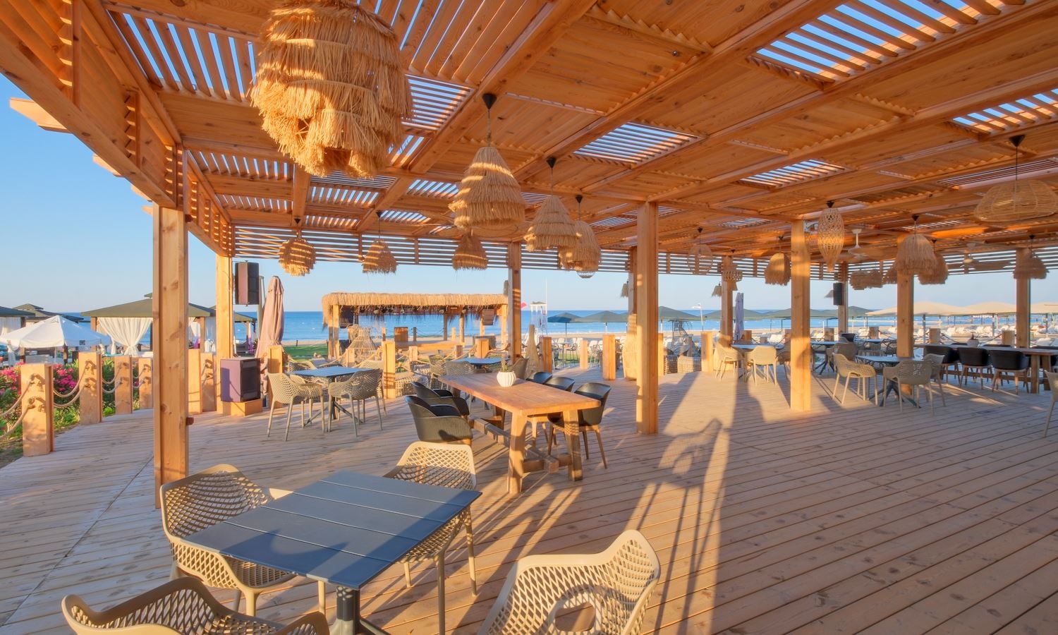 bars-atlantic-beach-bar